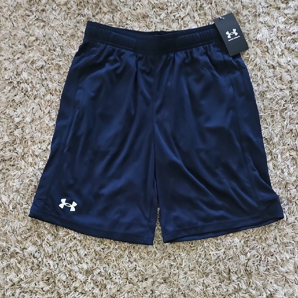 Boys Large Under Armour Athletic Shorts
